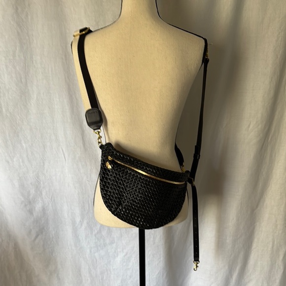 Clare V Grande Fanny in Black Rattan - Picture 5 of 9